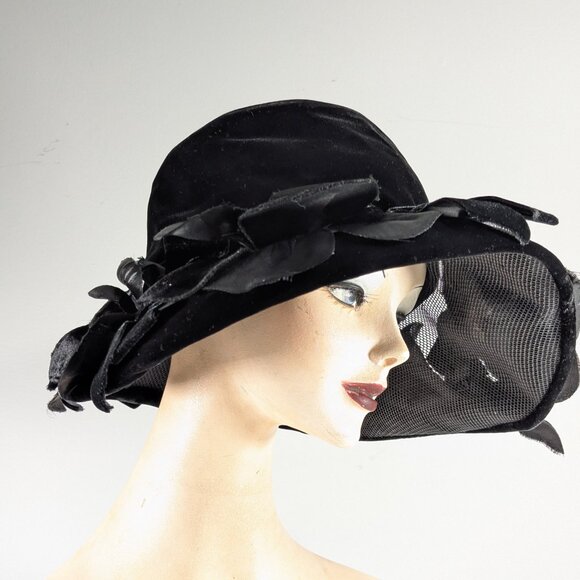 Eleanor Mack Park Royal Black Velvet Cartwheel mourning hat size small - Picture 3 of 9